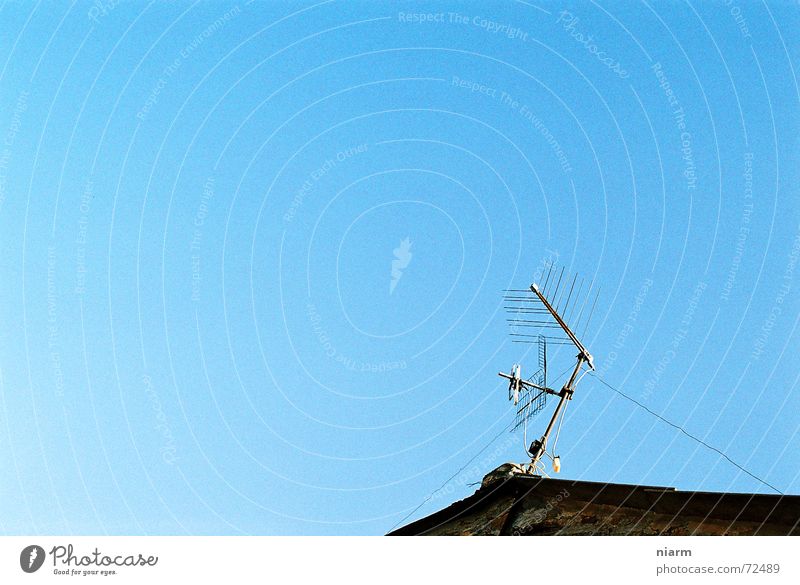 Empfangsbereit Sender Antenne Dach Lauschangriff Himmel Begrüßung Dachantenne Kabel
