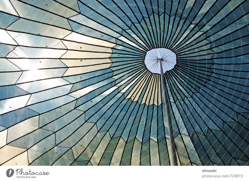 Luftig Zelt Zeltplane Zelthimmel Abdeckung Linie trocken blau Schutz Zacken himmelblau Farbfoto Außenaufnahme abstrakt Muster Strukturen & Formen