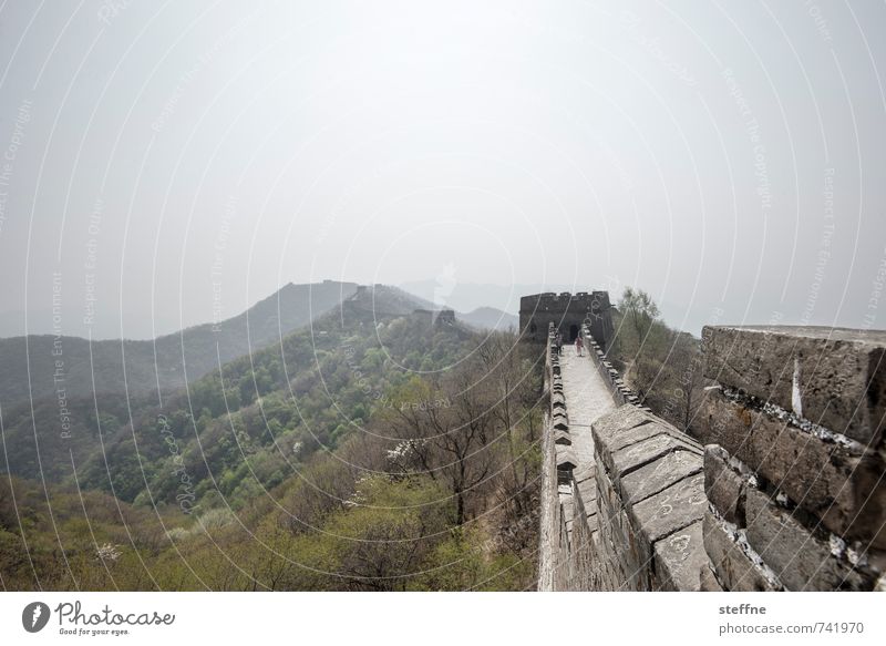 Auf der Mauer lauern Sonne Schönes Wetter Berge u. Gebirge Mutianyu China Sehenswürdigkeit Wahrzeichen Chinesische Mauer außergewöhnlich historisch Tourismus
