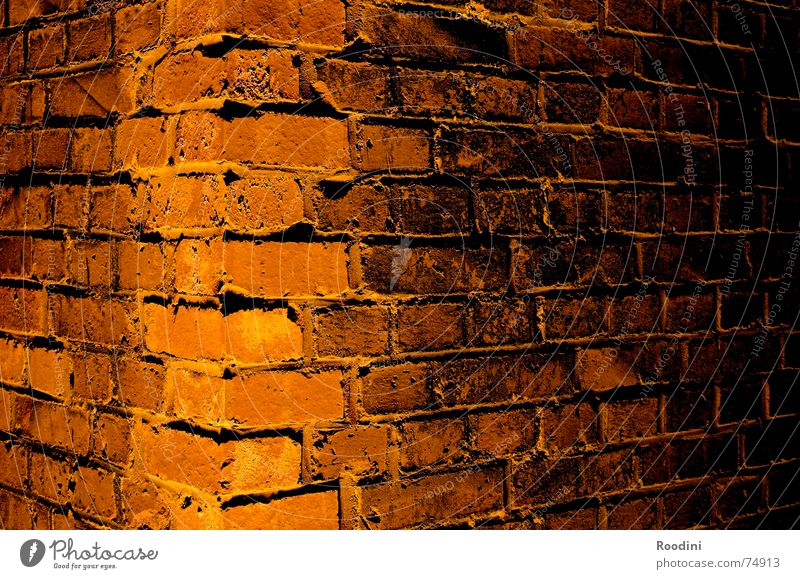 Stein auf Stein Mauer Stabilität Altbau solide Fundament Grundstein Fuge Nische Mörtel Beton Material Ingenieur Fassade Wand Haus hart Dickkopf stur kopflos