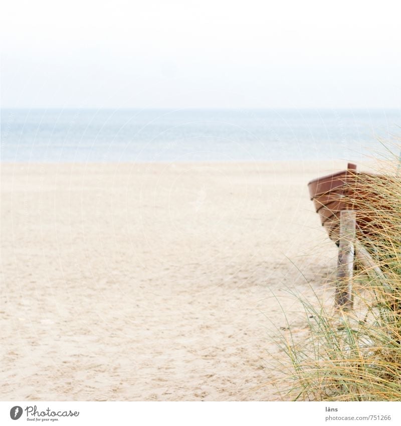 dasein ruhig Strand Meer Sand Himmel Ostsee Wasserfahrzeug frei Gelassenheit Fernweh Menschenleer