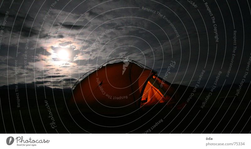 indian moonlight Zelt Vollmond Nacht Stimmung Wolken dunkel schlafen Camping Indien Ladakh Lampe luminenz Außenaufnahme