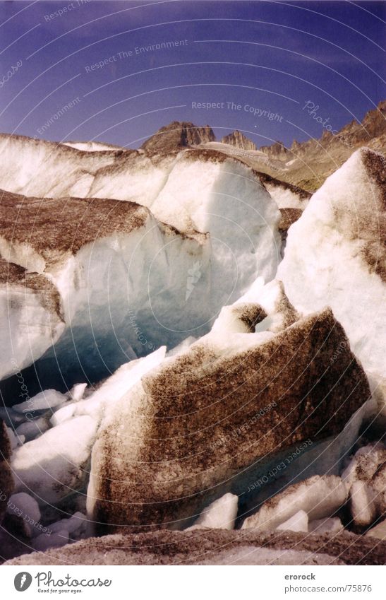 rhonegletscher-front Gletscher kalt wandern Schweiz analog Sommer Eis Rhone Berge u. Gebirge Alpen gebrochen blau