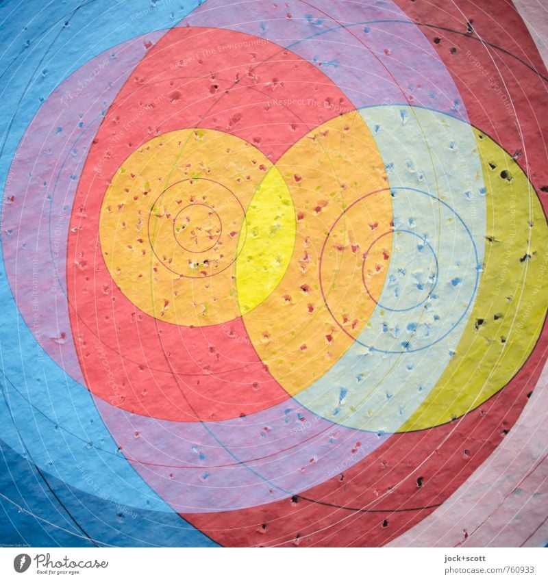 doppelte Peilung Bogensport Treffer Zielscheibe Zielkreuz Loch Papier Linie Kreis rund Konzentration Irritation Doppelbelichtung Oberfläche Illusion mehrfarbig