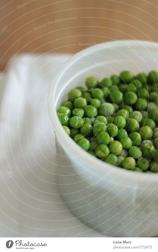 Erbsen Lebensmittel Gemüse Ernährung Mittagessen Bioprodukte Vegetarische Ernährung elegant Essen grün Farbfoto Innenaufnahme Menschenleer Tag Kontrast