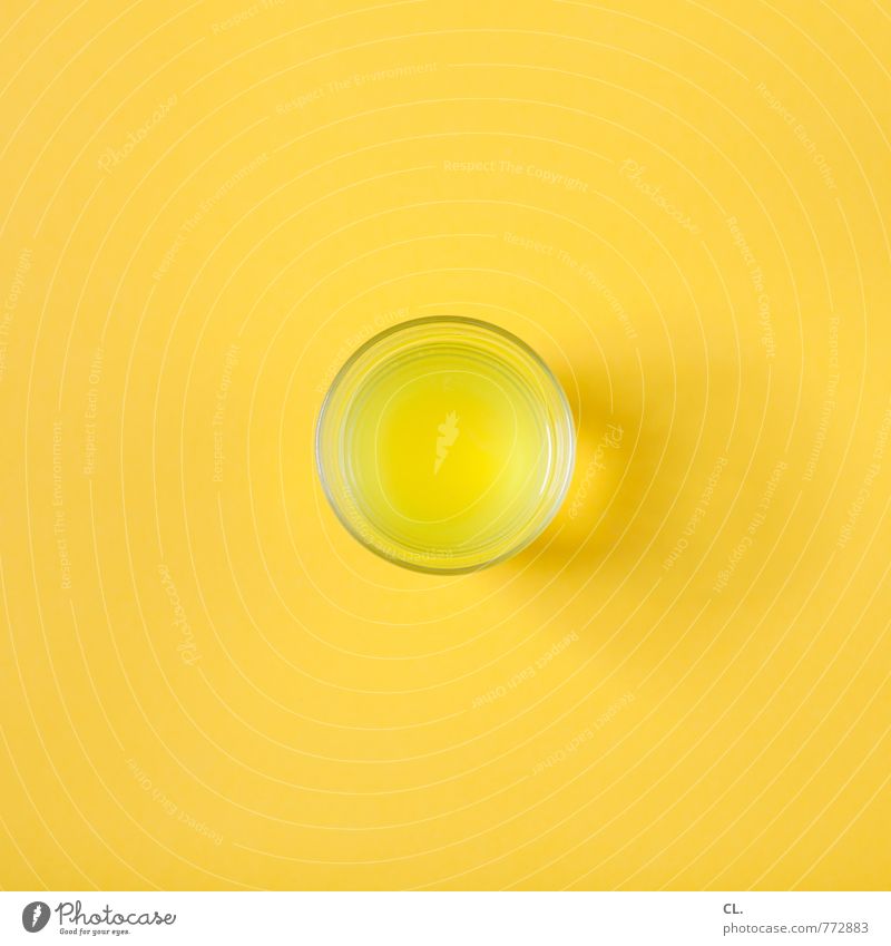 vitamin c Getränk trinken Erfrischungsgetränk Limonade Glas Gesundheit Gesunde Ernährung genießen Fröhlichkeit süß gelb Freude Lebensfreude Design Inspiration