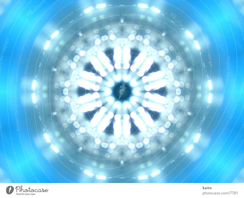 Kaleidoscope nass Kaleidoskop Licht Tunnel Unschärfe Makroaufnahme Nahaufnahme Wasser Flasche hell blau tief
