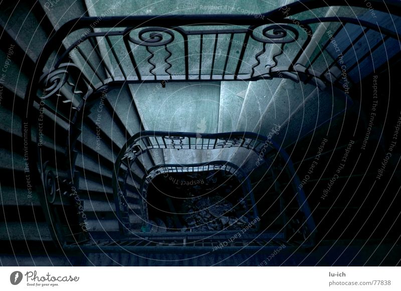 hotel belvédère Hotel Konstruktion Umbauen Metamorphose escaliers Treppe stairs alt
