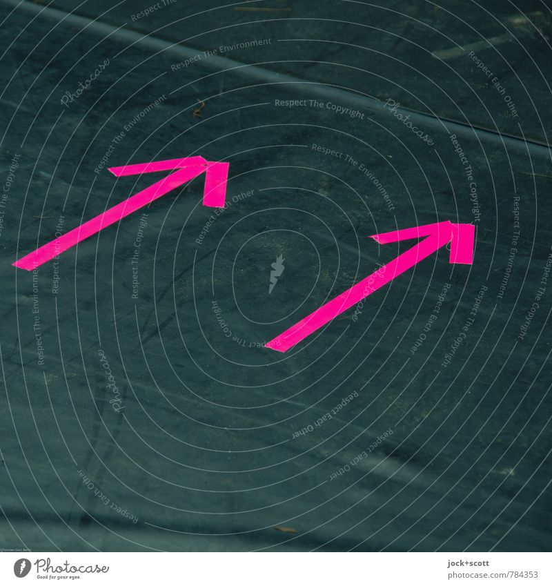 Pfeile Synchronisieren Grafik u. Illustration Klebeband Kunststoff eckig einfach rosa schwarz Symmetrie Wege & Pfade Ziel Bodenmarkierung selbstgemacht Richtung