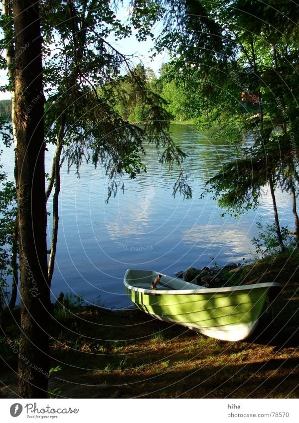 fahren wir?    - Boot am See Wasserfahrzeug Fischerboot Finnland Waldstrand Iisalmi Seeufer boat niemisenranta grünes boot boot am see lake