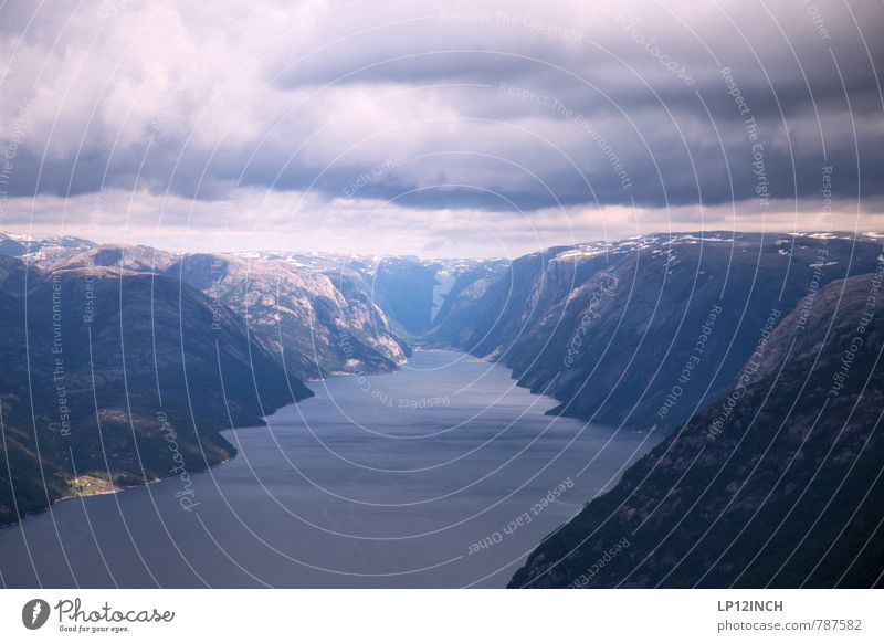 N O R W A Y - YO - XIX Ferien & Urlaub & Reisen Tourismus Ausflug Berge u. Gebirge wandern Natur Landschaft Wasser Himmel Wolken Fjord Lysefjord Norwegen
