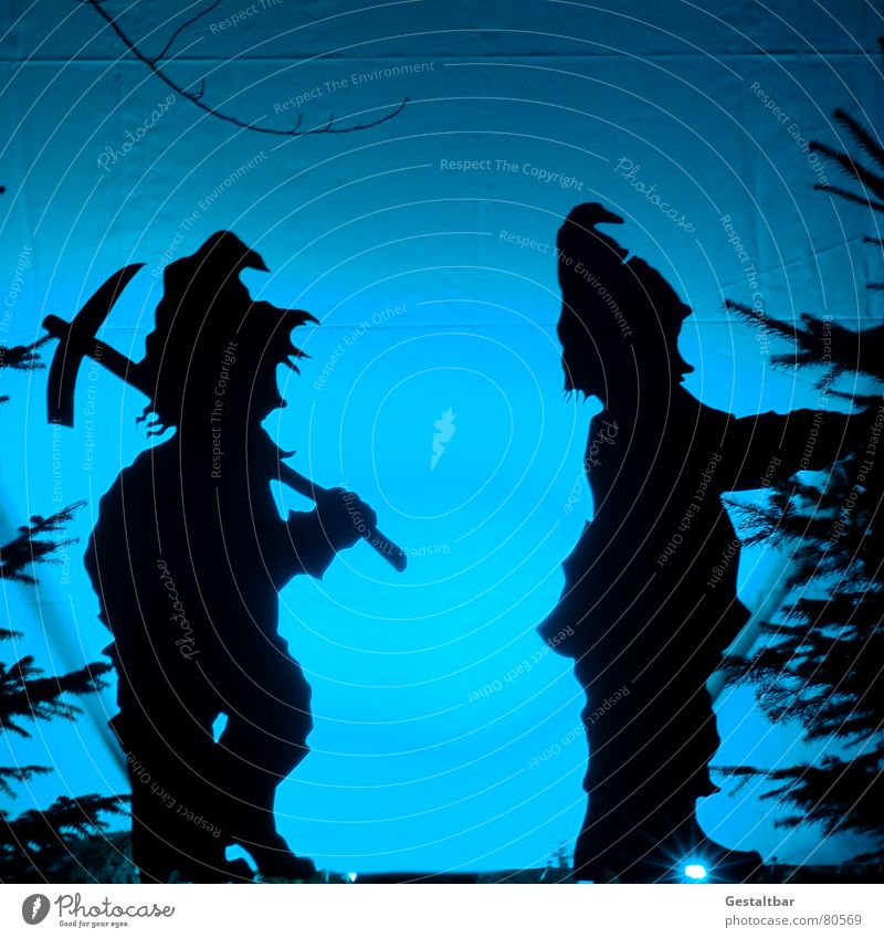 Zwei von 7 Zwergen Gnom Märchen Silhouette Nikolausmütze Wicht fantastisch Märchenlandschaft gestaltbar Kunst Kultur Schatten Hacke sagen- und märchengut fabel