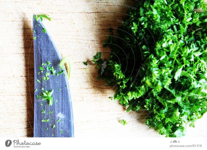 .:: PETERsilie ::. Petersilie Küche grün kochen & garen geschnitten Messer Holzbrett Gemüse