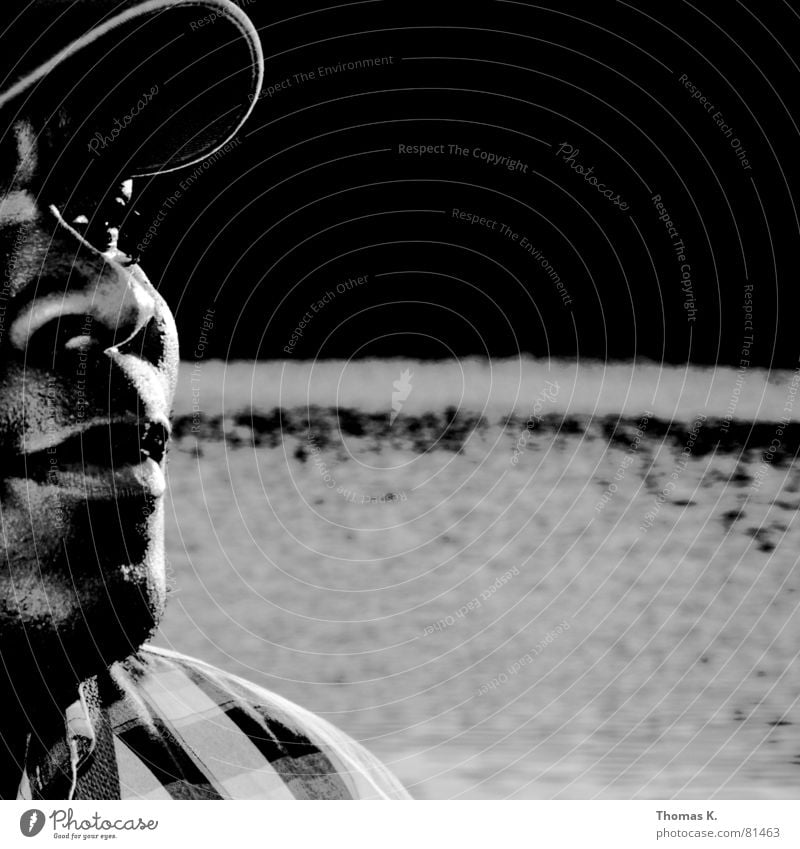 Black & Grey (oder™: Am Gloriettenteich) Zimbabwe Teich Hemd Baseballmütze schwarz grau Wellen Afrika Licht Mann Sonnenuntergang Mütze Lichteinfall Herr