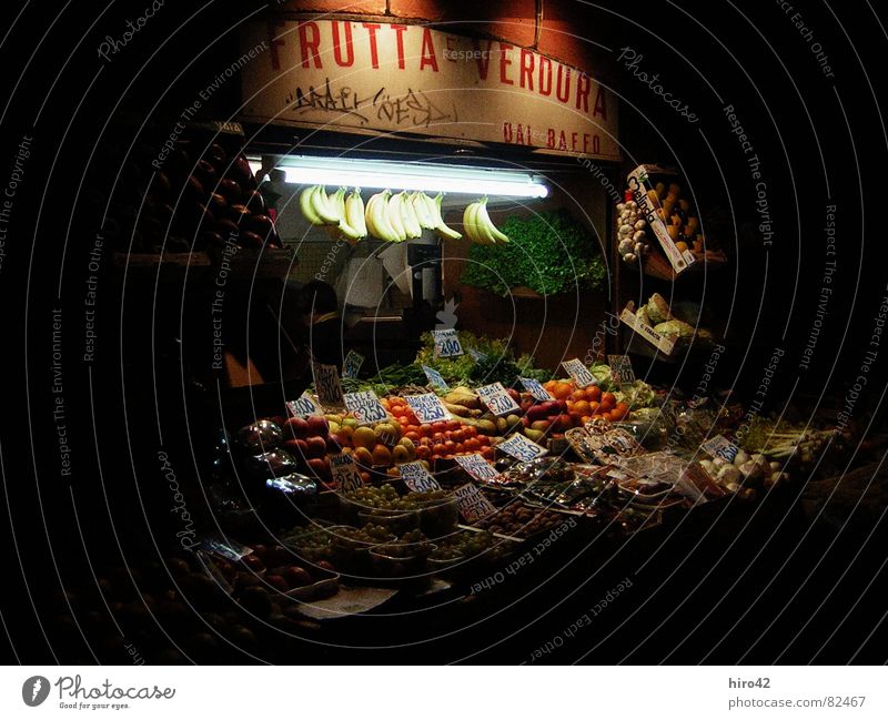 Bologna Markt Italien dunkel verkaufen Ferien & Urlaub & Reisen Frucht Gemüse Abend