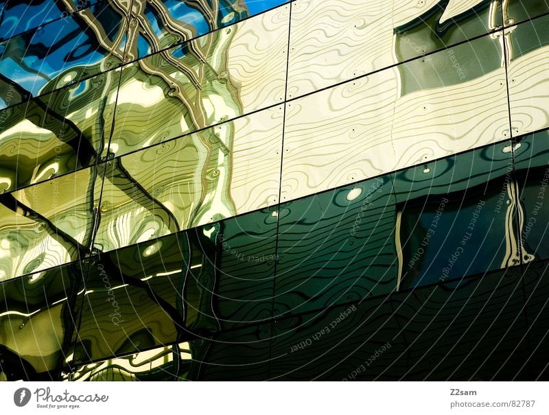 psychodelisch Seele Fenster Fassade Glasfassade Geometrie grün gelb Muster Wellen fließen graphisch mehrfarbig abstrakt Dinge verrückt Fensterscheibe