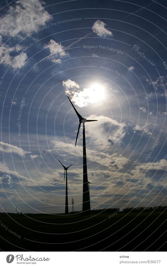 im Windschatten Energiewirtschaft Erneuerbare Energie Windkraftanlage Landschaft Himmel Wolken Sonne Schönes Wetter Zukunft Farbfoto Gedeckte Farben