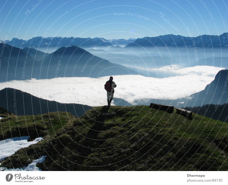 Hoch oben Bergsteiger Nebel Licht Berge u. Gebirge Alpen Tal Schatten Himmel