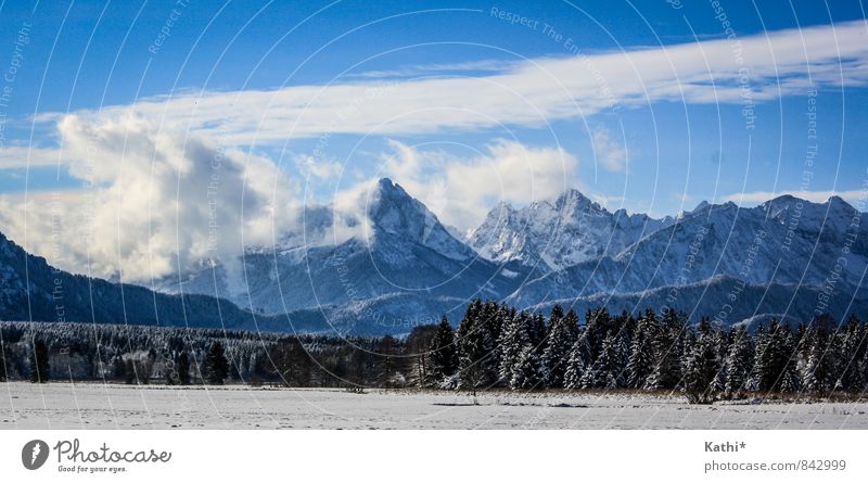 Winterzeit in Bayern Natur Landschaft Urelemente Luft Himmel Wolken Klimawandel Schnee Berge u. Gebirge Schneebedeckte Gipfel Buching Deutschland Europa fest