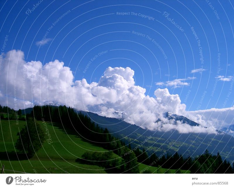 Bergblick Sommer Aussicht Himmel Wolken Berge u. Gebirge Natur Landschaft Bergfrühling Himmelszelt warme jahreszeit