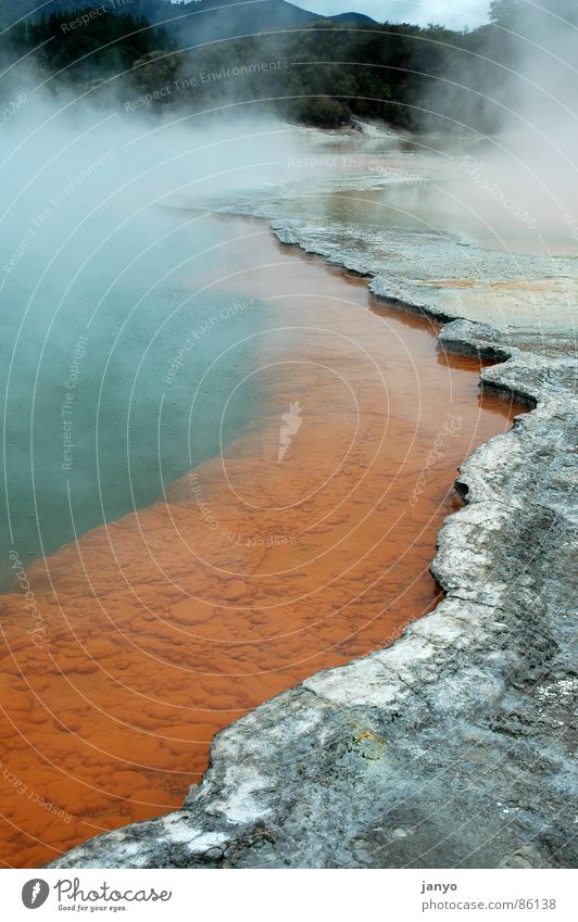Wai-o-tapu Rotorua Geysir vulkanisch Neuseeland Wasser Stein Mineralien abtrakt Geothermal Urgewalt Farbe Vulkan Surrealismus