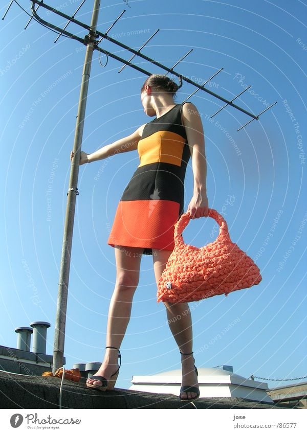 Bagarella Tasche gestreift Antenne Dach Bekleidung bag rooftop Düsseldorf täschchen