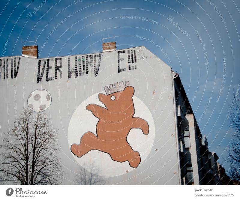 Bär kickt nicht mehr Fußball Grafik u. Illustration Comic Himmel Winter Schönhauser Allee Prenzlauer Berg Brandmauer Wahrzeichen Wort Berliner Bär retro