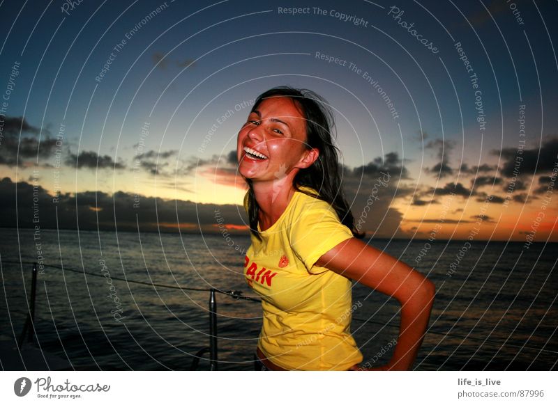 ...du bringst mich zum Lachen! Segeltörn Sonnenuntergang Meer Gute Laune Australien einzigartig lachen Freude Ferien & Urlaub & Reisen Segelschiff Lebensfreude