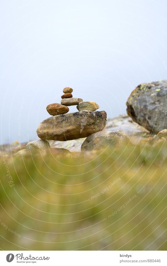 Stoamanderl Natur Himmel Gras Felsen Steinmännchen Zeichen Erholung ästhetisch positiv schön ruhig Kreativität Kultur Stimmung Tradition Meditation Ruhepunkt