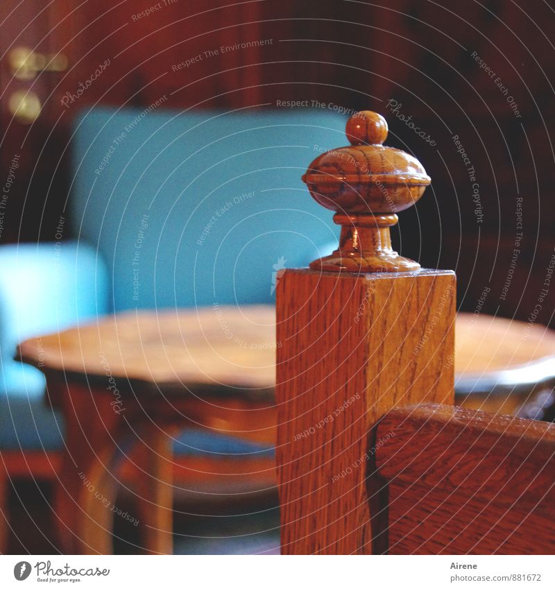 Bis zum Sessel schaff ich's Wohnung Innenarchitektur Möbel Bett Tisch Raum Bettpfosten Couchtisch Dekoration & Verzierung Antiquität Holz ästhetisch elegant