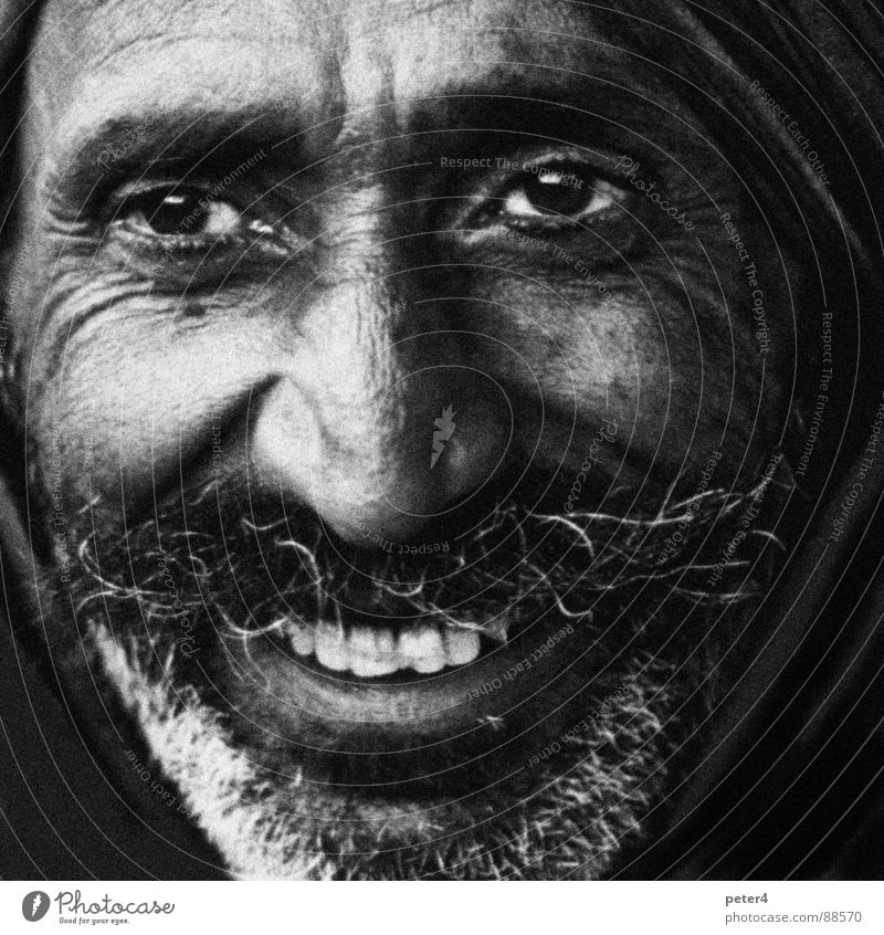 Augenblicke 8 fremd heimatlos Ausländer Flüchtlinge Mensch Schwarzweißfoto lachen Freude Momentaufnahme