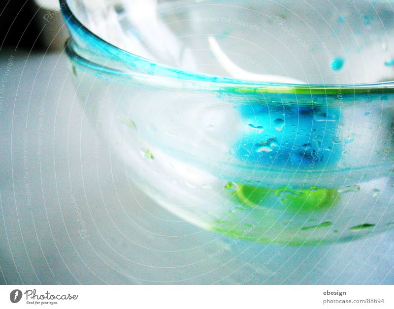 glasgrün durchsichtig leicht Durchblick Einblick Küche mehrfarbig Material Reflexion & Spiegelung Design frisch Kunst Gastronomie Farbe Schifffahrt blau Glas
