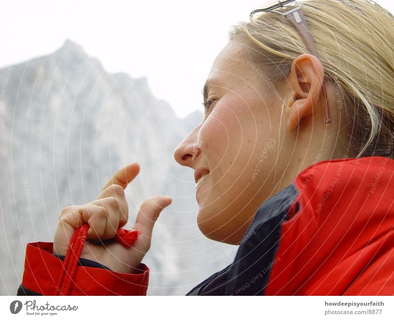 The space between Frau Silhouette Finger wandern Lücke Hand Profil Berge u. Gebirge