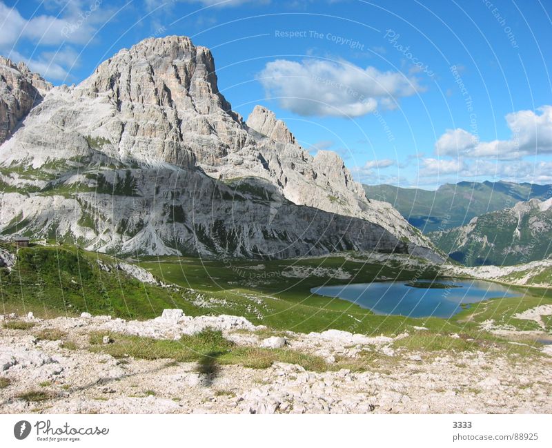 Berg mit See Südtirol Gebirgssee Wolken Panorama (Aussicht) Berge u. Gebirge Natur groß