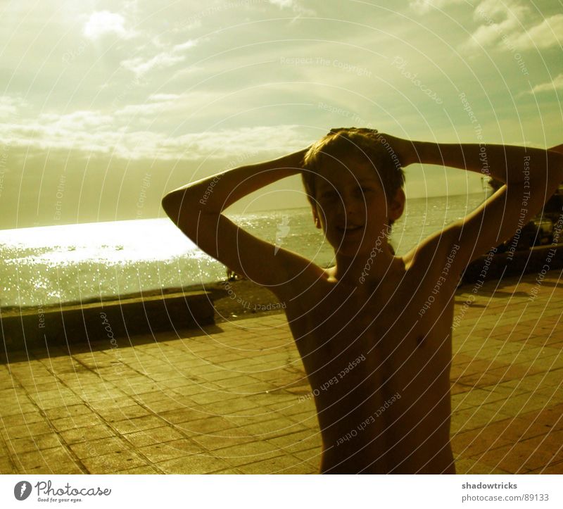 Simon No.2 Strand Gegenlicht Silhouette Wolken Sonnenuntergang Meer gelb langsam gestrandet Porträt unsichtbar Momentaufnahme Tourist Afrika Mensch Schatteriss