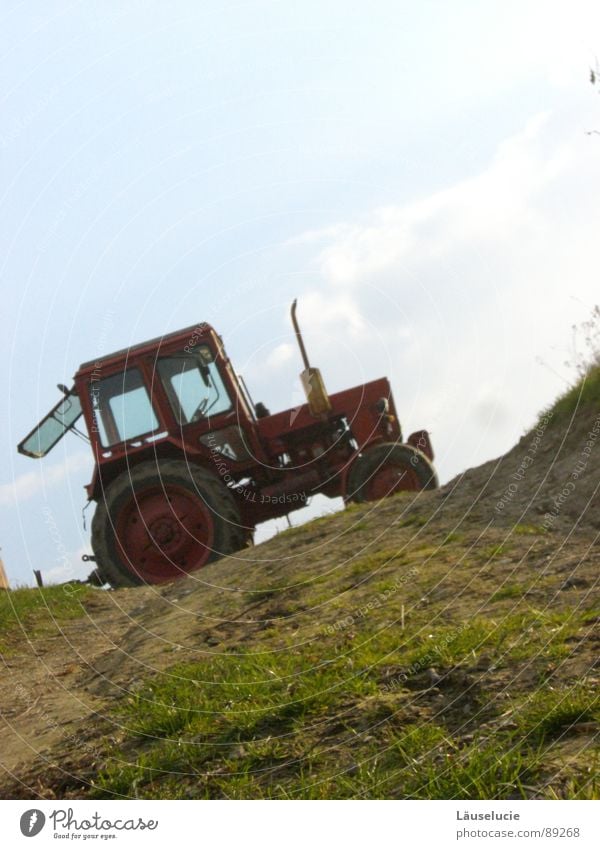 vom trecker überfahren Feld Traktor Landwirtschaft aufwärts Amerika Schieflage