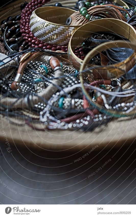 mädchenkram Mode Accessoire Schmuck Halskette Armreif Armband Schalen & Schüsseln Sammlung ästhetisch trendy natürlich feminin Boho Hippie alternativ Farbfoto