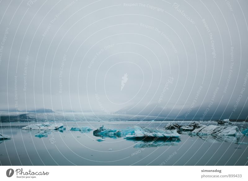 I'm in Iceland. Natur Landschaft Urelemente Wasser Wolken Winter Klimawandel Nebel Eis Frost Berge u. Gebirge Gletscher Meer See Zufriedenheit Bewegung Idylle