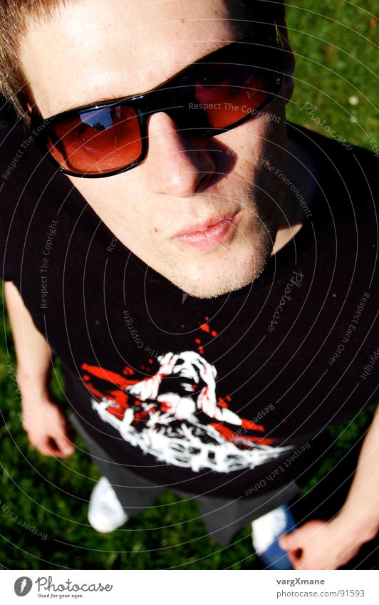 Flois1337 Sonnenbrille Sommer Vogelperspektive lässig Physik Mann Suicide Silence Typ Gesicht Florian Metalshirt Wärme