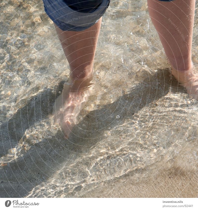 dos pies en el mar Meer Spanien See Strand Bad Kühlung kühlen Spaziergang gehen nass Wellen Süden mediterran Sommer Fuß Wasser Salz Sand Schwimmen & Baden