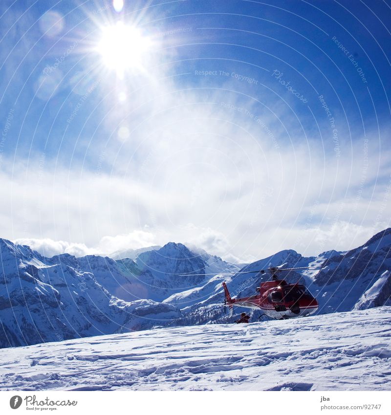 Heliskiing! Hubschrauber Skitour Skifahren aufsteigen Ferne schön frisch entladen Panorama (Aussicht) Bergkette Saanenland Tourismus rot Sonnenfleck