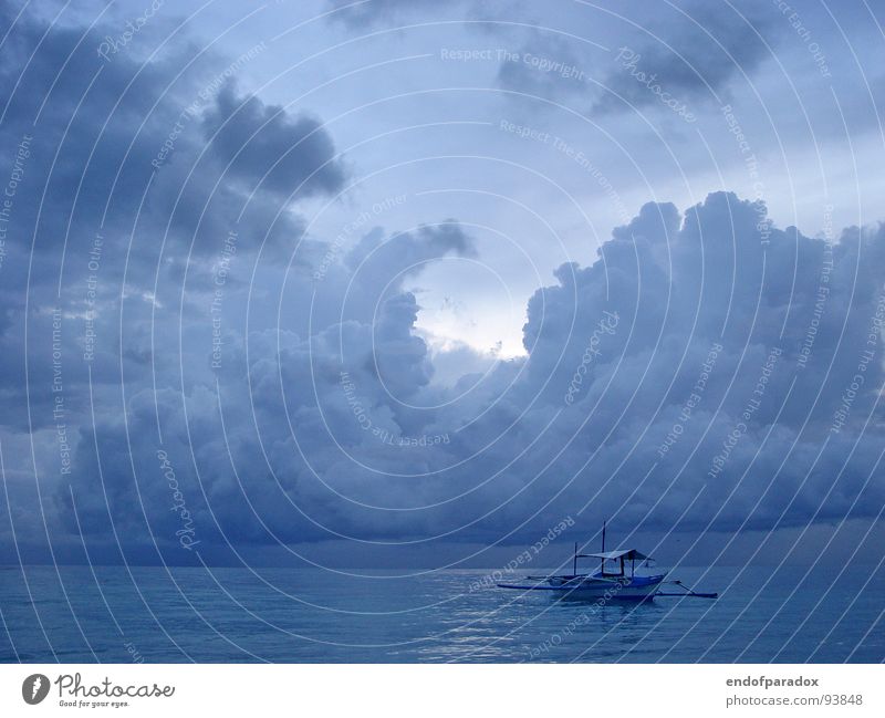 ocean Meer angenehm Stimmung Wolken Wasserfahrzeug ruhig harmonisch Asien Philippinen Außenaufnahme friedlich sanft blau Frieden Abend Ferien & Urlaub & Reisen