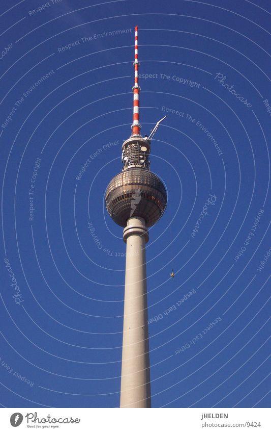 Alexanderplatz Fernsehturm Reinigen Gebäudereiniger schwindelfrei Emotiondesign Architektur Wahrzeichen Denkmal Berlin alex Berliner Fernsehturm tv tower Turm