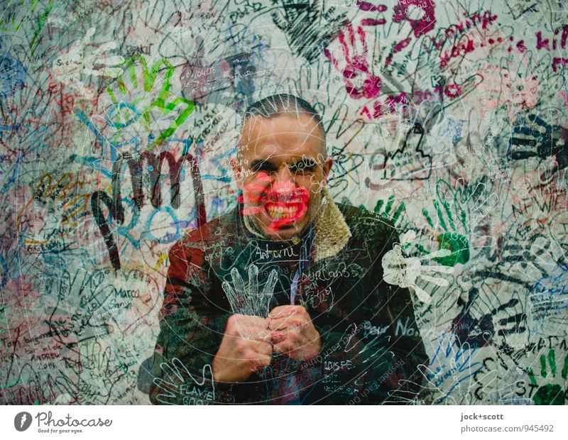 durchboxen, linker Haken Boxsport Mann Erwachsene Hand Menschenmenge 30-45 Jahre Straßenkunst Berliner Mauer Jacke kurzhaarig Umrisslinie kämpfen Coolness