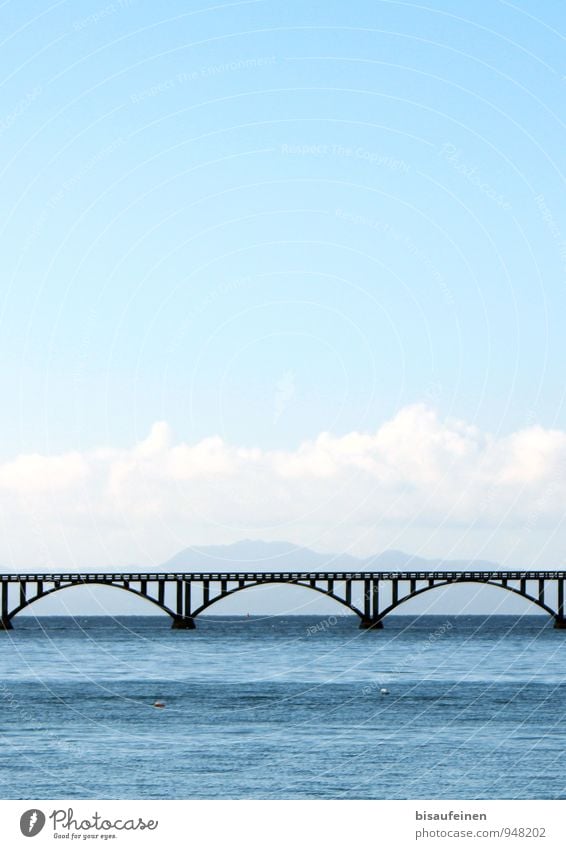 3 zu 1 Ferien & Urlaub & Reisen Meer Wasser Himmel Küste Brücke berühren Schwimmen & Baden maritim blau Hoffnung Abenteuer verbinden Architektur