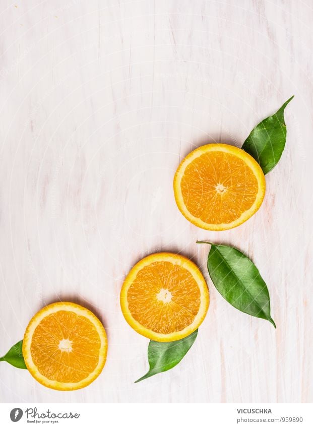 Schneiden Orange, Früchte mit Blättern Lebensmittel Frucht Ernährung Frühstück Bioprodukte Vegetarische Ernährung Diät Saft Stil Design Sommer Natur gelb