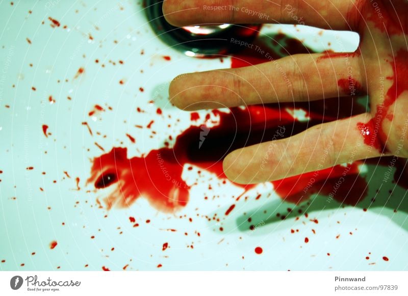 bloodshot II rot Abfluss spritzen gefährlich blutrünstig fatal Nasenbluten Furche Selbstmord weiß gruselig perfekt Blut Genetik DNA AIDS Rauschmittel Niere
