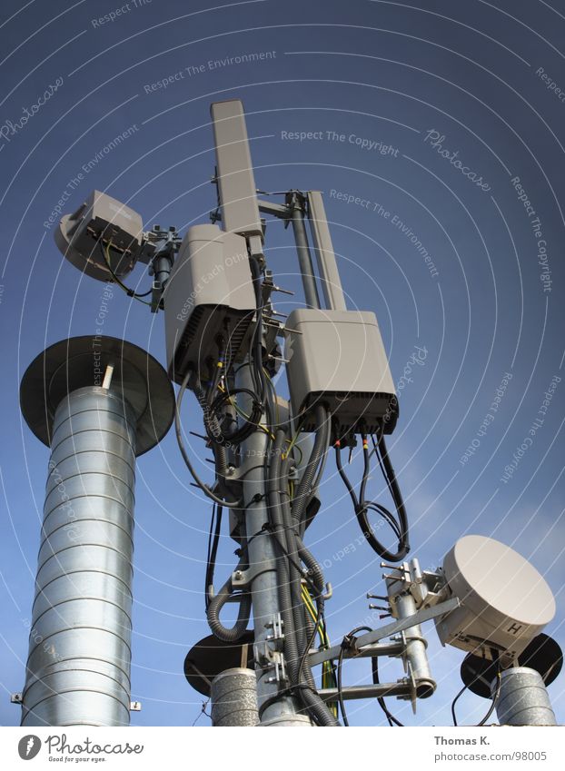 Elektromagnetischer Overkill Strahlung Frequenz GSM UMTS Mobilfunk Funktechnik Telekommunikation Wellen Richtfunk hören Ems Navigationssystem SMS Kommunizieren