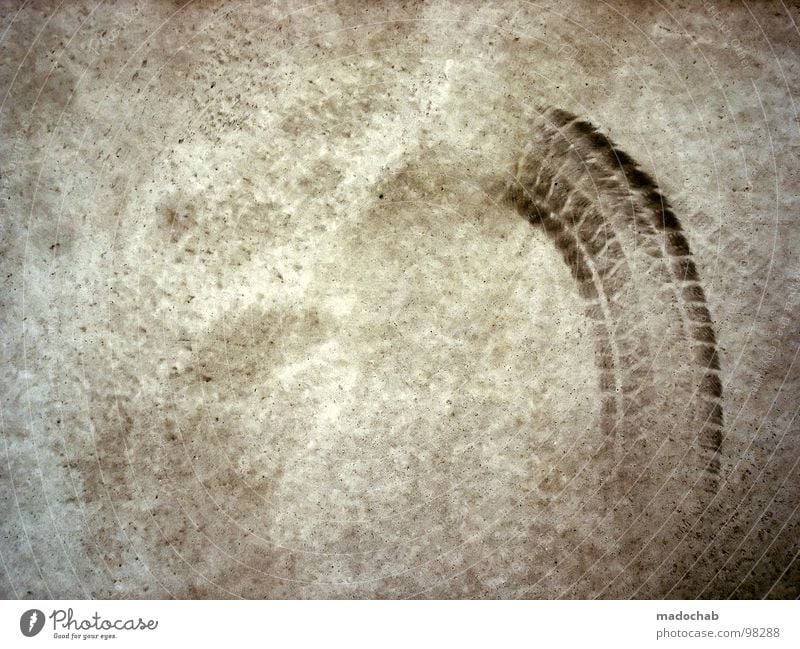 SKID MARK Fußspur Silhouette Muster graphisch Hintergrundbild abstrakt Spuren Geschwindigkeit Mondlandschaft Bremsspur Streifen gefährlich braun Rest Zeuge