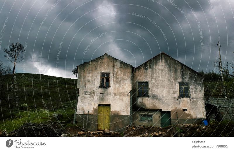 STORMY WEATHER Portugal Rust verfallen Angst Panik darkness storm nightmare clouds old serra da estrela mountain hill